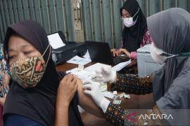 Pemkot Pekalongan mulai layani  vaksinasi penguat kedua masyarakat umum
