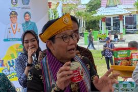Mendes PDTT puji produk UMKM Kepri yang makin beragam