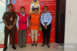 Kejati Maluku tahan empat tersangka korupsi di rutan Ambon