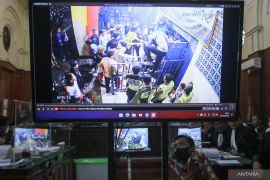 Dua terdakwa kasus Kanjuruhan dituntut 6 tahun 8 bulan penjara