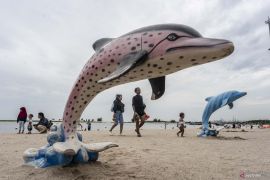 Ancol membebaskan tiket masuk bagi pengunjung tanpa kendaraan pada 21 Maret