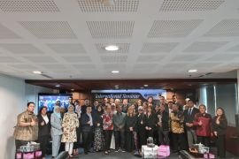 Peradi dan Malaysian Bar diskusikan hukum kedua negara