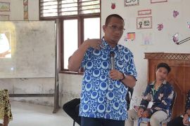 Bapenda Langkat diminta tertibkan baleho tanpa izin