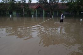 Banjir Luapan Sungai Dengkeng Klaten Page 1 Small
