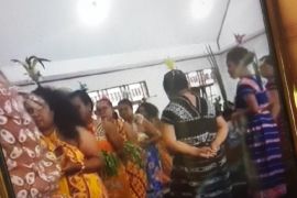 Jemaat GKI Biak ibadah Pekabaran Injil ke-168 gunakan pakaian adat nusantara