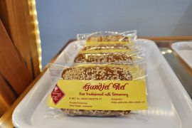 Omzet kue khas Semarang melonjak setelah ikut Lapak Ganjar