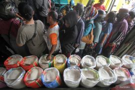Hadapi lonjakan harga, Pemerintah telah salurkan beras ke pelbagai daerah