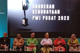 Bupati Agam narasumber Dialog Kebudayaan peringatan HPN