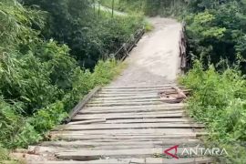 Pembangunan dan perbaikan jembatan rusak jadi prioritas Pemkab Cianjur