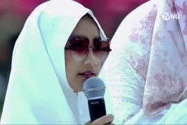 Resepsi seabad NU, penyanyi cilik asal pesantren Banyuwangi lantunkan shalawat "Asygil"