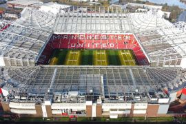 Elon Musk serius beli Manchester United?