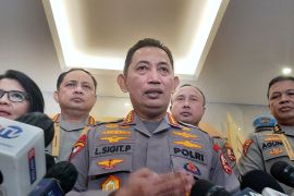 Kapolri membenarkan terima surat dari KPK terkait penarikan dua personel ke Mabes Polri
