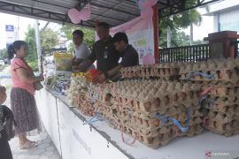 Bulog gelar bazar murah sambut hari Valentine