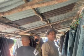 Disperindag sidak perdagangan pakaian bekas asal Singapura di Pasar Pembangunan Pangkalpinang