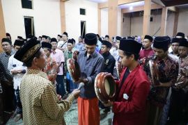 GGN Jatim peringati Isra Mi'raj dan berbagi bantuan di Trenggalek