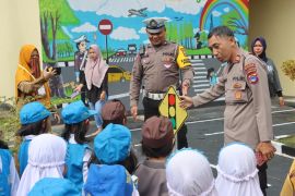 Satlantas Polres Balangan kenalkan tertib berlalu lintas sejak dini