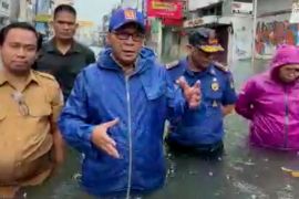 Makassar dikepung banjir, ini penyebabnya
