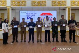 Bupati Penajam laporkan SPT e-filing  pada pekan patuh pajak