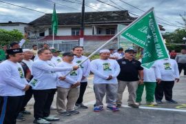 Pj Bupati Tapanuli Tengah lepas jalan sehat Harlah 1 Abad Nahdlatul Ulama