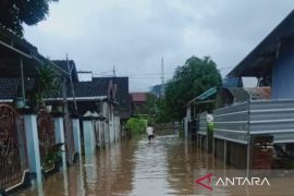Banjir terjang Sumbawa Barat, 11.808 jiwa terdampak