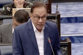 Laporan dari Kuala Lumpur - Malaysia pangkas subsidi golongan kaya untuk tekan utang negara