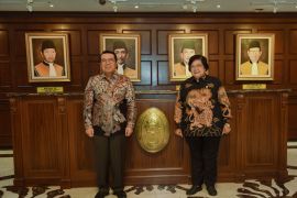 Menteri LHK sebut pemerintah tingkatkan kapabilitas hakim lingkungan hidup