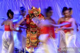 Pagelaran drama berbahasa Bali di Denpasar