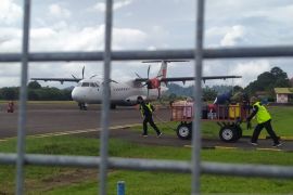 Gubernur Kaltara minta ASN bantu tingkatkan keterisian pesawat udara Bulungan