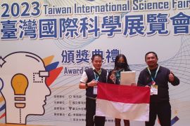 Nathania pelajar dari Jatim juara 1 "Taiwan International Science Fair 2023"