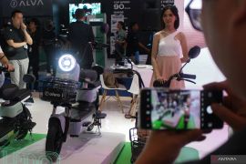 Ofero perdana luncurkan tiga seri motor listrik di IIMS 2023