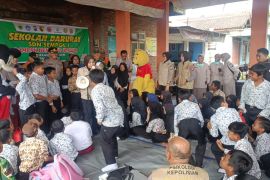 Polres Bondowoso kirim tim trauma "healing" korban banjir bandang