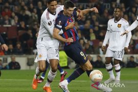 Barcelona bermain imbang 2-2 melawan MU di leg pertama playoff Liga Europa