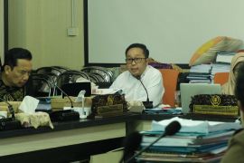 Sering macet, Dishub diminta rekayasa lalu lintas di "underpass" Mayjen Sungkono