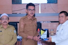 Bupati Banjar ajak PNS dan masyarakat taat bayar pajak