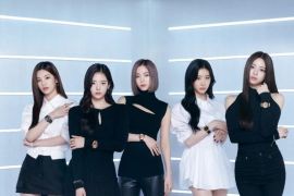 ITZY resmi jadi duta merek jam tangan tahan guncangan