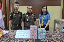 Tersangka korupsi dana COVID-19 di Sikka-NTT titipkan uang pengganti