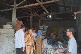 Satgas pantau beras di pasar antisipasi lonjakan harga di Bangka Barat