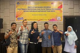 Balai Bahasa Kalbar lakukan dokumentasi - inventarisasi bahasa daerah