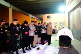 Menko Muhajir Effendy pimpin shalat jenazah WNI korban gempa Turki