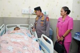 Kapolri pastikan semua korban helikopter dalam perawatan maksimal di Jambi