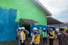 Bakti sosial peserta Sumsel Youth Summit di Muara Enim