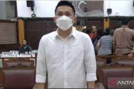 Chuck Putranto divonis satu tahun penjara