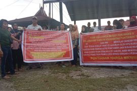 Warga Perumnas IV tolak Coklik petugas KPU Kubu Raya