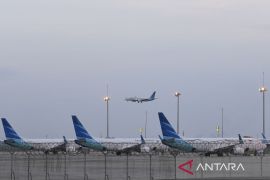 Garuda Indonesia resmi buka penerbangan rute Surabaya-Singapura PP