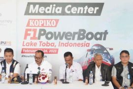 Kemenhub sediakan 50 bus gratis di F1  Powerboat Danau Toba