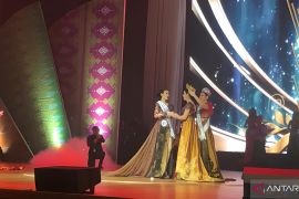 Mahkota Puteri Indonesia Bali berpindah dari Laksmi Suardana ke Widya Saraswati