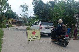 BPBD Lebak imbau pengendara waspada jalan ambles