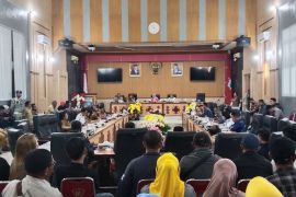 Pemkot Ambon - Pemprov koordinasi pembangunan lapak terminal  Mardika