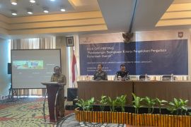Gubernur Sulsel ingatkan jajarannya agar kuat terima kritikan