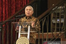 Pemprov Kaltim  komitmen kembangkan pendidikan dengan program beasiswa